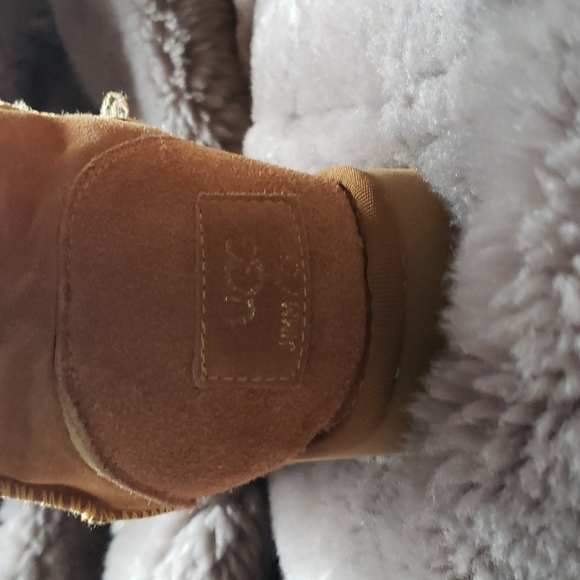 Ugg Jimmy Choo boots - Picture 2 of 6